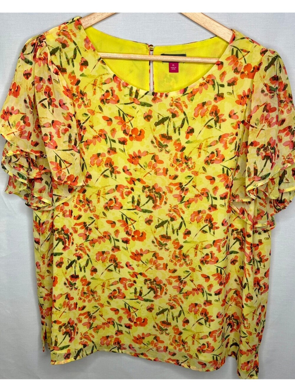 Vince Camuto Size XL Yellow Coral Floral Ruffle Sleeve Blouse